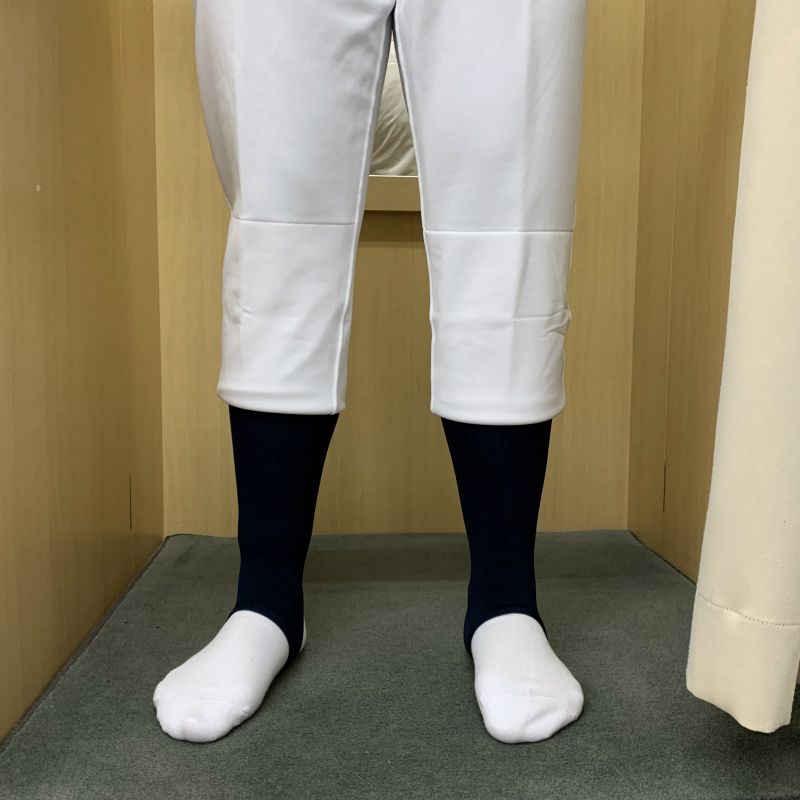 野球初心者がまず困る ストッキングの履き方 太陽スポーツ株式会社 大阪の野球用品専門店 野球初心者がまず困る ストッキングの履き方 太陽スポーツ株式会社 大阪の野球用品専門店
